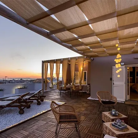 Skyloft - Location & Private Roof Garden شقة